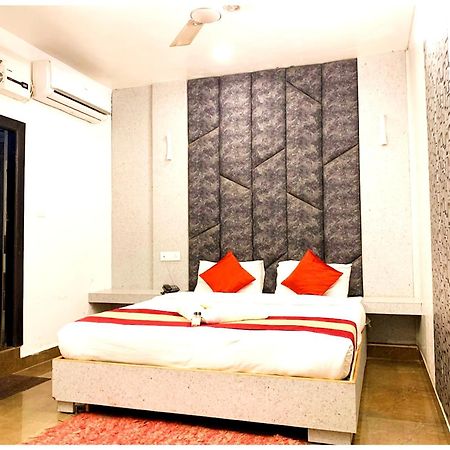 Grg Pardesi Hotel Haridwār Esterno foto