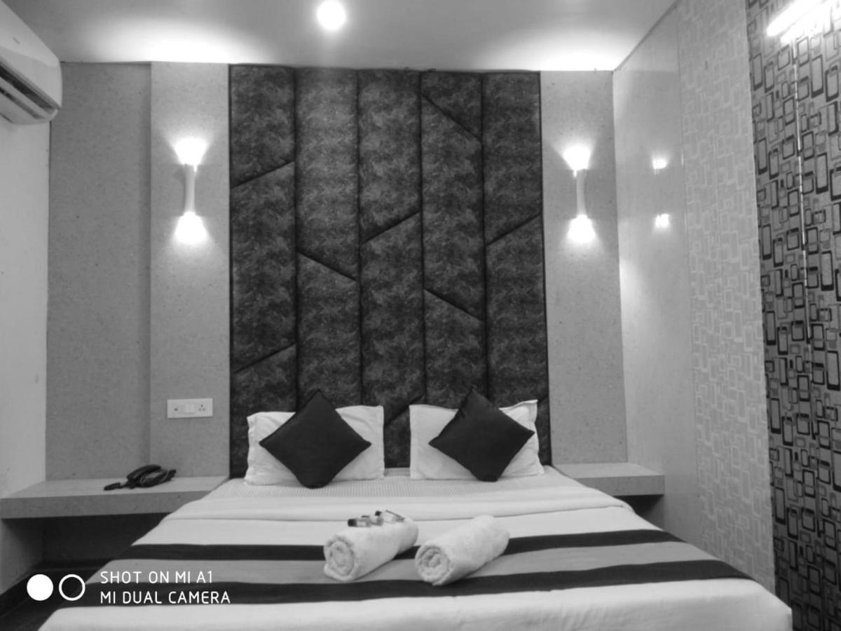 Grg Pardesi Hotel Haridwār Esterno foto