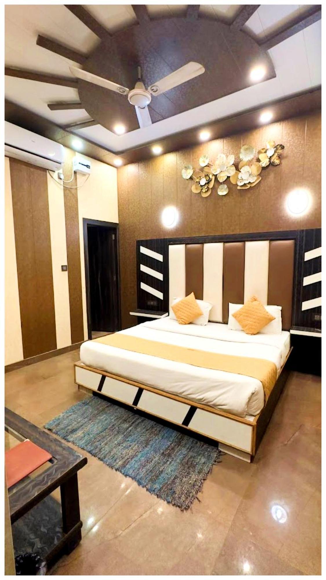 Grg Pardesi Hotel Haridwār Esterno foto