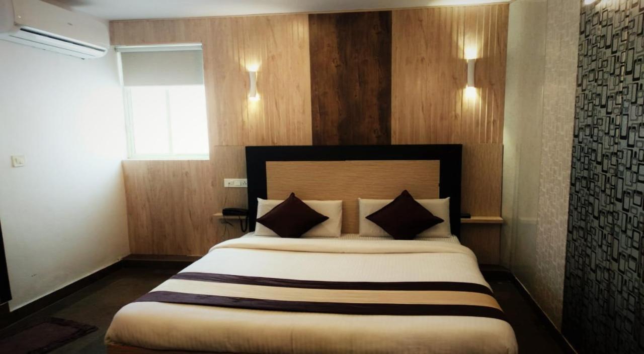 Grg Pardesi Hotel Haridwār Esterno foto