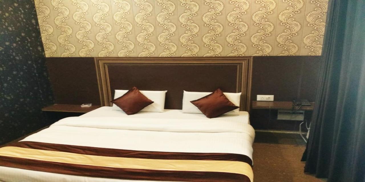 Grg Pardesi Hotel Haridwār Esterno foto