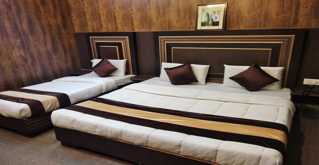 Grg Pardesi Hotel Haridwār Esterno foto
