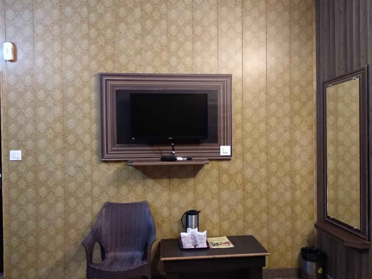 Grg Pardesi Hotel Haridwār Esterno foto