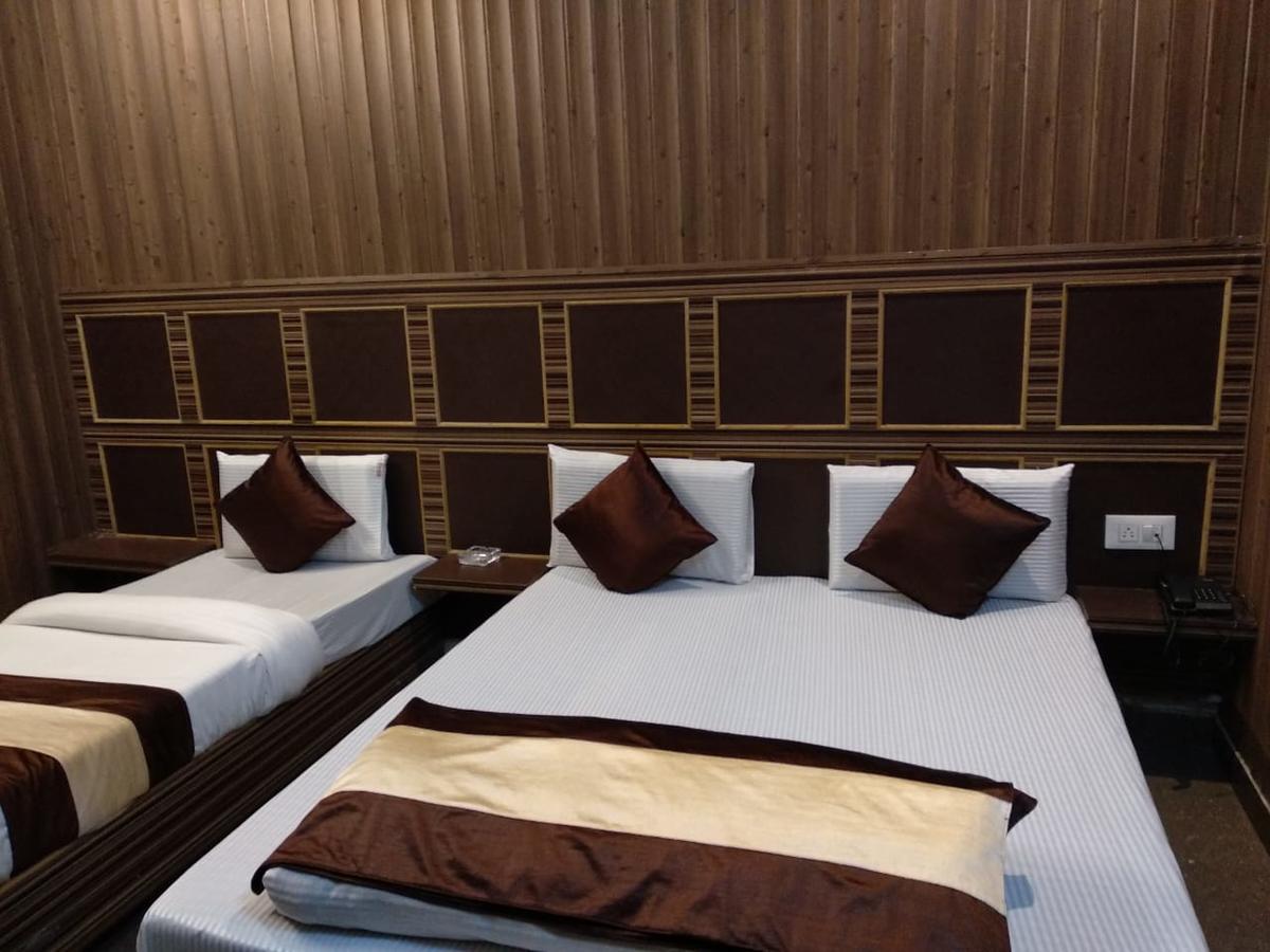 Grg Pardesi Hotel Haridwār Esterno foto