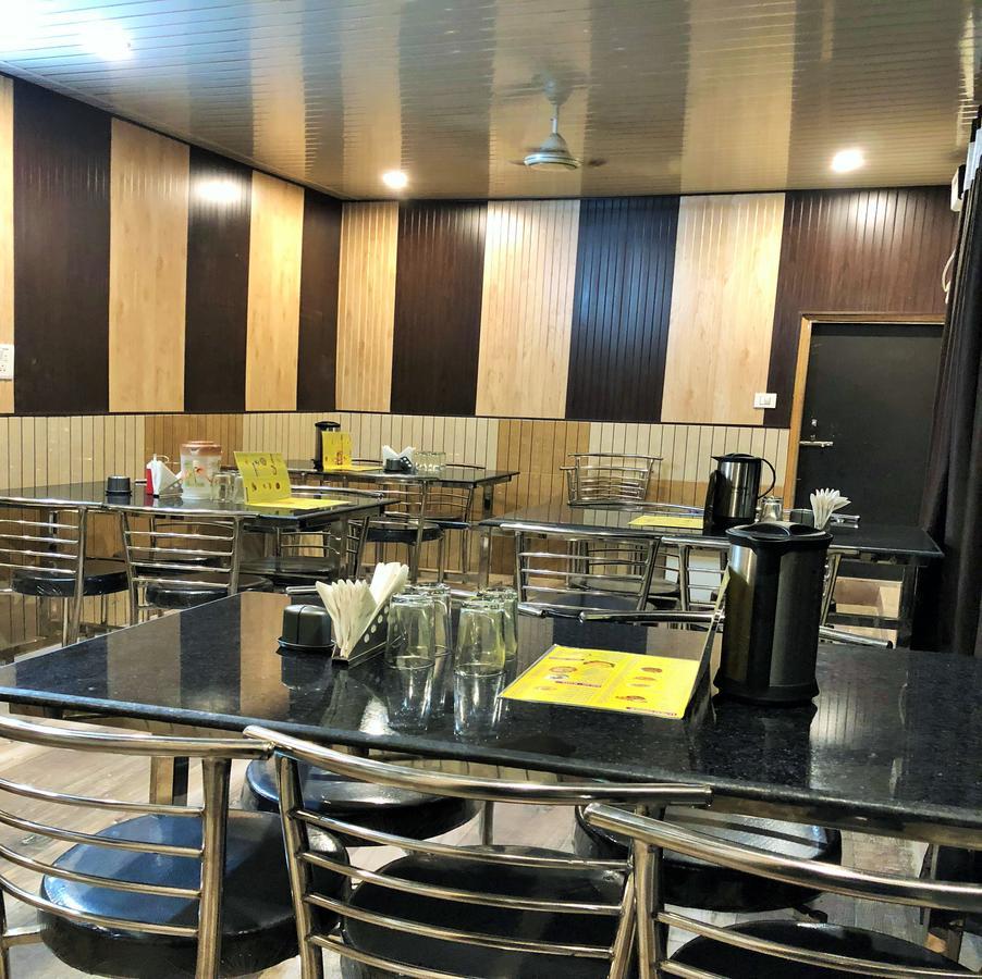 Grg Pardesi Hotel Haridwār Esterno foto