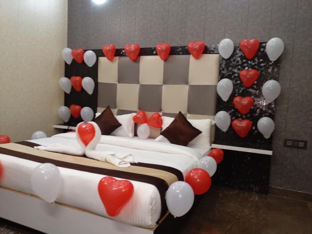 Grg Pardesi Hotel Haridwār Esterno foto