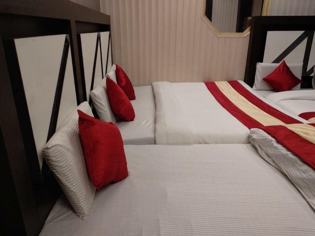 Grg Pardesi Hotel Haridwār Esterno foto